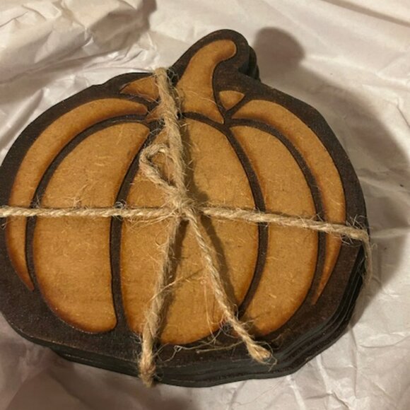Set 4 wood burned Pumpkin Coasters - Picture 2 of 2